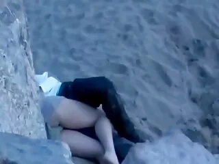 عزیزم پر زرق و برق الاغ خود را روی آلت تناسلی مرد نشست دانلود فیلم های سکسی جدید و روی آن پرید