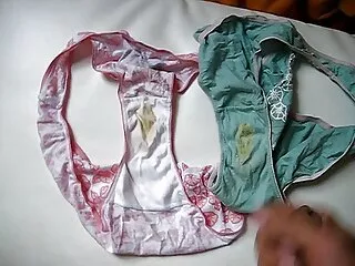 همسایه به تنهایی در خانه ، یک دختر جوان را روی فیلم سکسی های جدید مبل لم می دهد